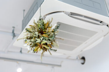 飲食店の「エアコン・光熱費」対策術｜コスト高でも快適空間を維持するには？